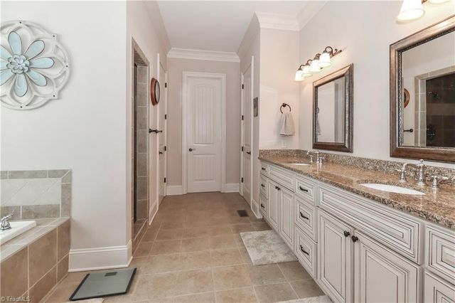 3229 Broadmoor Drive, Statesville, NC 28625