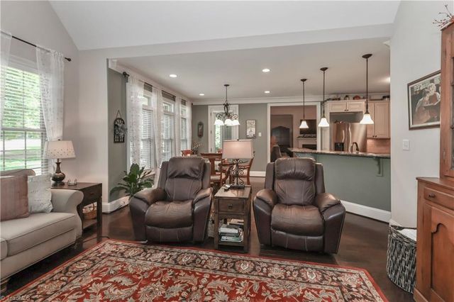 3229 Broadmoor Drive, Statesville, NC 28625