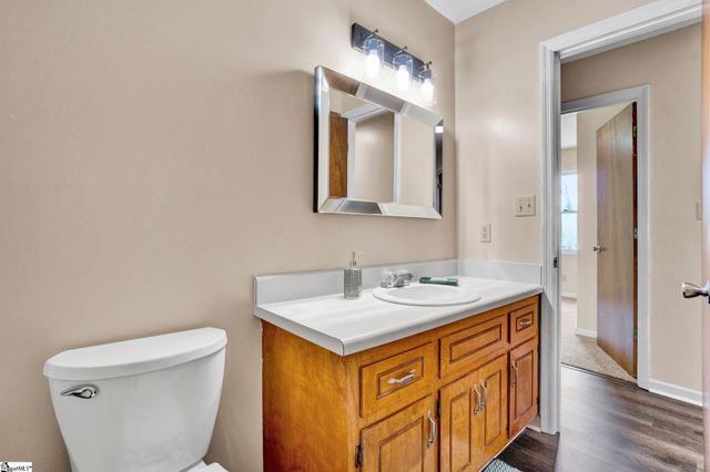 3856 Rainbow Lake Road, Inman, SC 29349