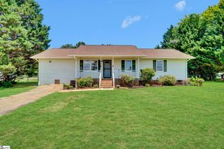 3856 Rainbow Lake Road, Inman, SC 29349