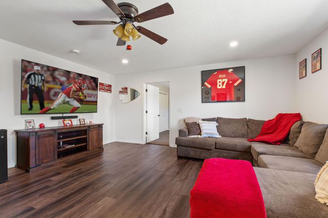 150 Whispering Meadows Parkway, Branson, MO 65616