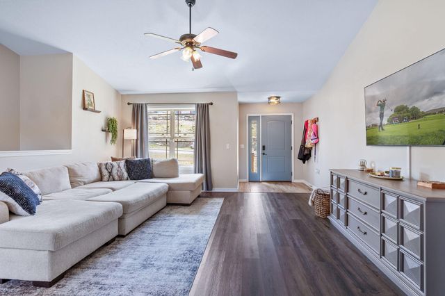 150 Whispering Meadows Parkway, Branson, MO 65616