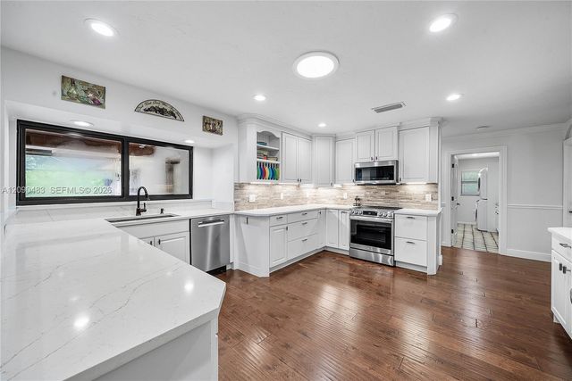 12466 Quercus Lane, Wellington, FL 33414