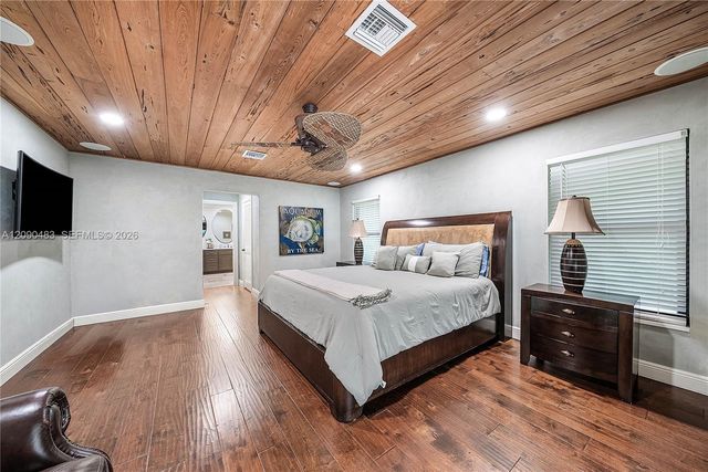 12466 Quercus Lane, Wellington, FL 33414