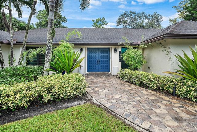 12466 Quercus Lane, Wellington, FL 33414