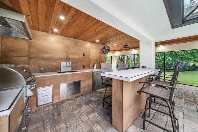 12466 Quercus Lane, Wellington, FL 33414