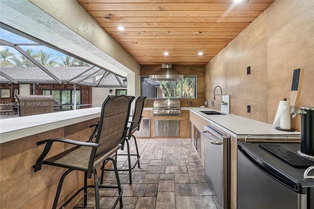 12466 Quercus Lane, Wellington, FL 33414