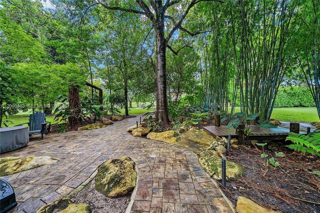 12466 Quercus Lane, Wellington, FL 33414