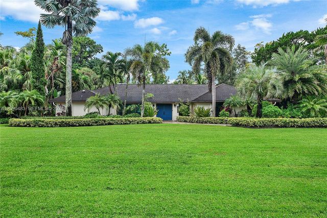 12466 Quercus Lane, Wellington, FL 33414
