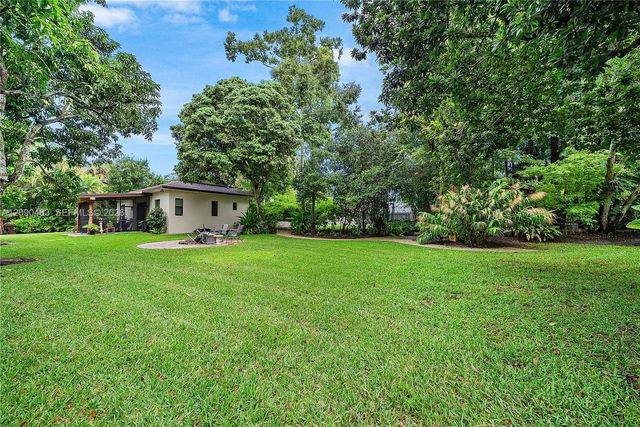 12466 Quercus Lane, Wellington, FL 33414