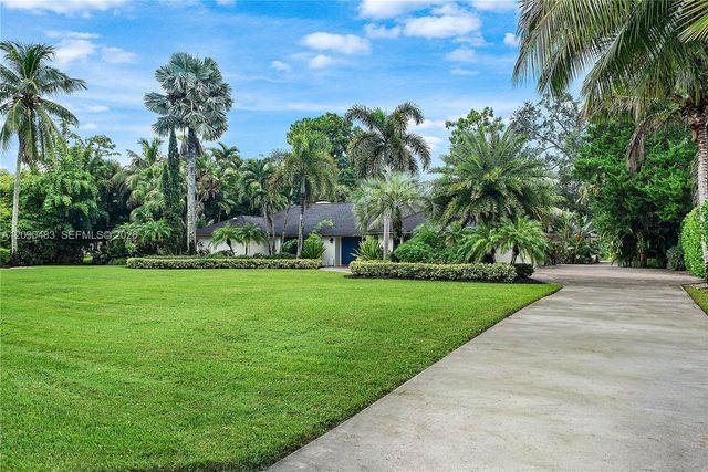 12466 Quercus Lane, Wellington, FL 33414
