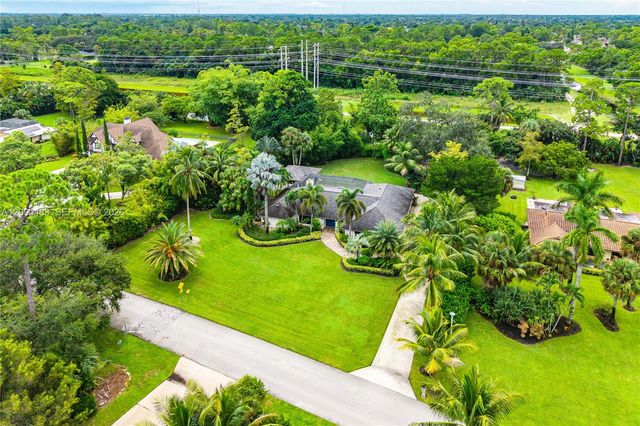12466 Quercus Lane, Wellington, FL 33414