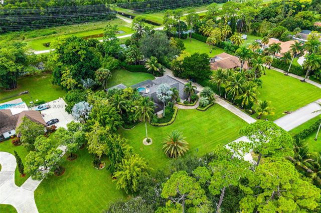 12466 Quercus Lane, Wellington, FL 33414