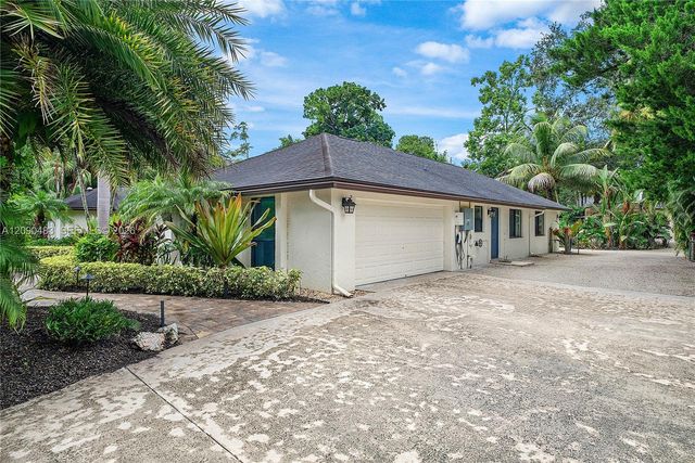 12466 Quercus Lane, Wellington, FL 33414