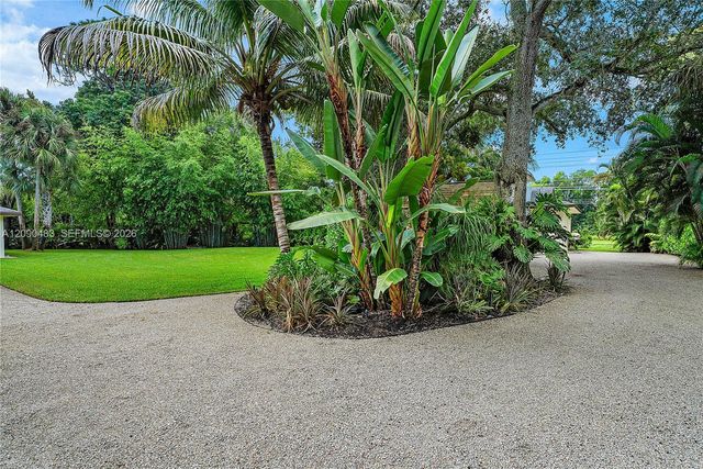 12466 Quercus Lane, Wellington, FL 33414