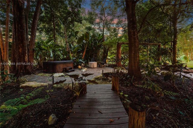 12466 Quercus Lane, Wellington, FL 33414