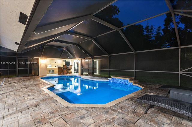 12466 Quercus Lane, Wellington, FL 33414