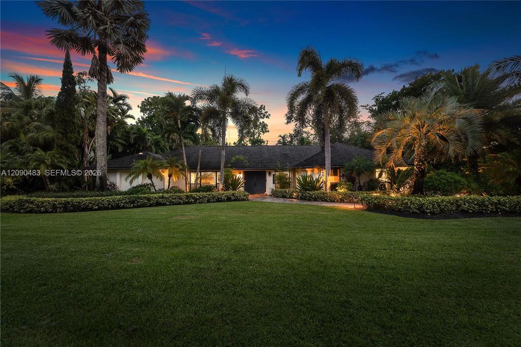 12466 Quercus Lane, Wellington, FL 33414