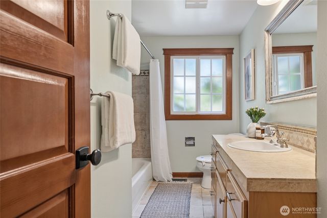 23915 110th Place W, Woodway, WA 98020