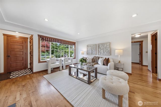 23915 110th Place W, Woodway, WA 98020