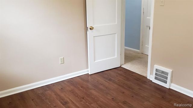 1261 Pearson Street, Ferndale, MI 48220