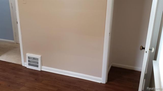 1261 Pearson Street, Ferndale, MI 48220