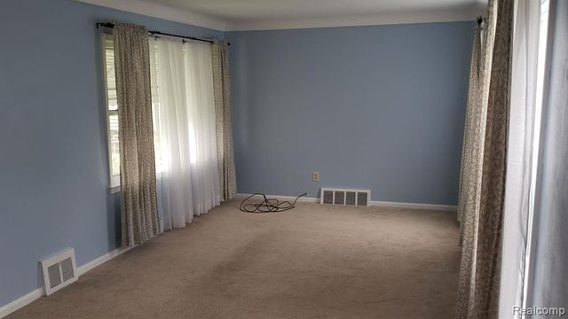 1261 Pearson Street, Ferndale, MI 48220