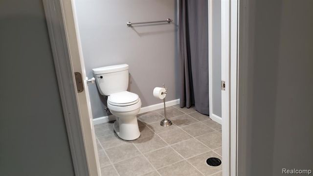 1261 Pearson Street, Ferndale, MI 48220