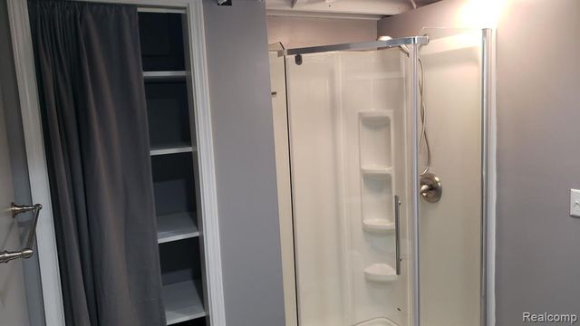 1261 Pearson Street, Ferndale, MI 48220