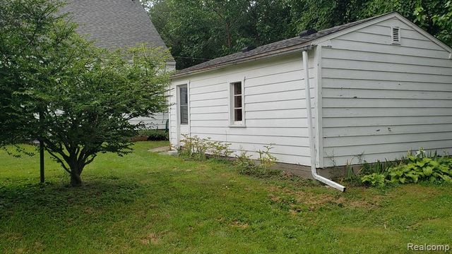 1261 Pearson Street, Ferndale, MI 48220