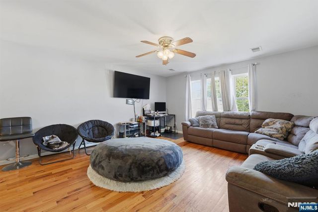 141 Schuyler Avenue, Newark, NJ 07112