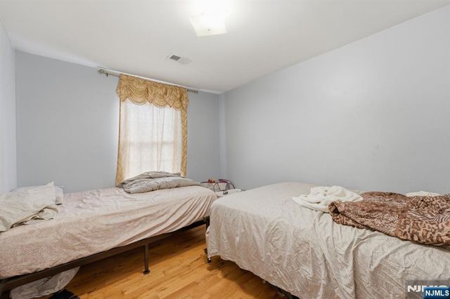 141 Schuyler Avenue, Newark, NJ 07112