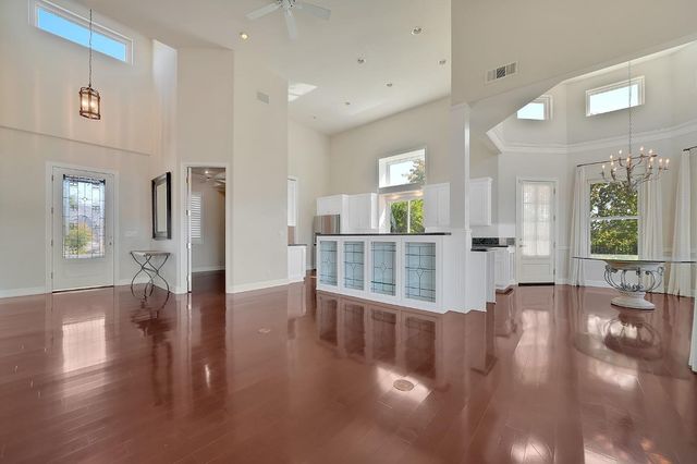 2016 Oak Creek Dr, Copperopolis, CA 95228