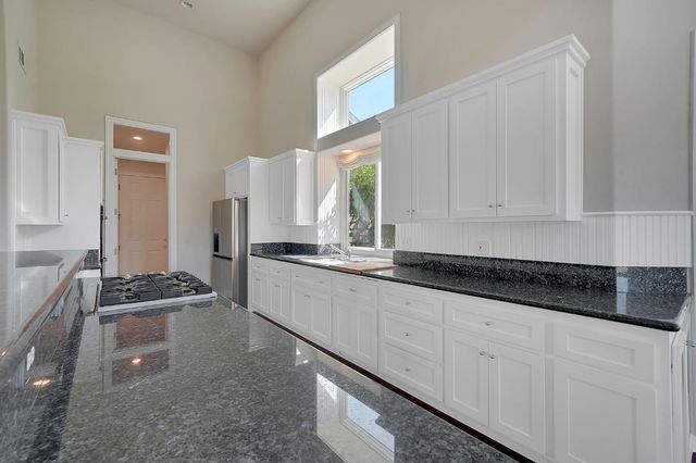 2016 Oak Creek Dr, Copperopolis, CA 95228