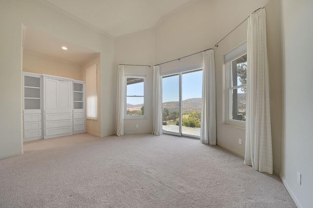 2016 Oak Creek Dr, Copperopolis, CA 95228