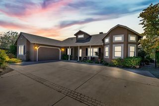 2016 Oak Creek Dr, Copperopolis, CA 95228