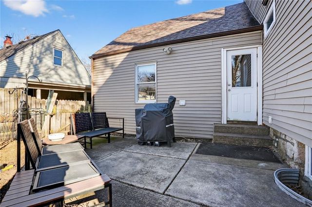 5622 Maple Street, Mission, KS 66202