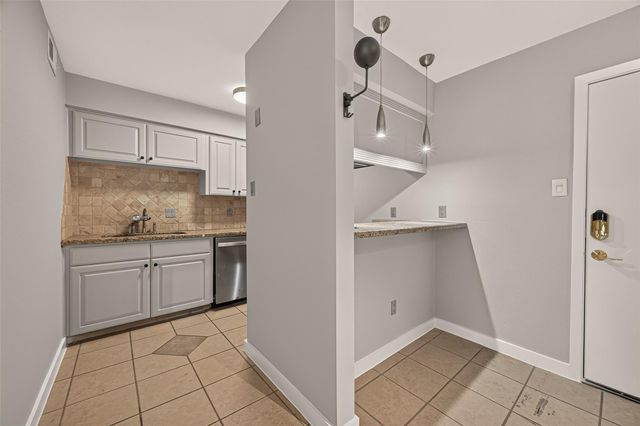 3131 Cummins Street 82, Houston, TX 77027