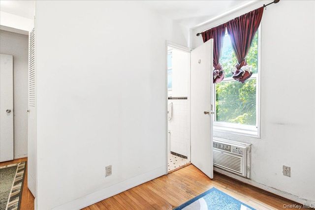 66-10 Thornton Place 2E, Rego Park, NY 11374