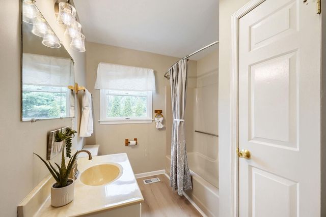 2216 RIDGEMONT DR, Finksburg, MD 21048