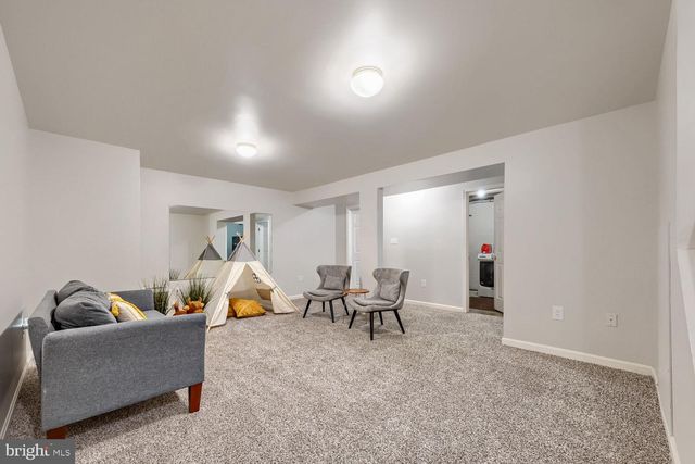 2216 RIDGEMONT DR, Finksburg, MD 21048