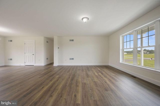 26354 MEADOW LN, Ellendale, DE 19941
