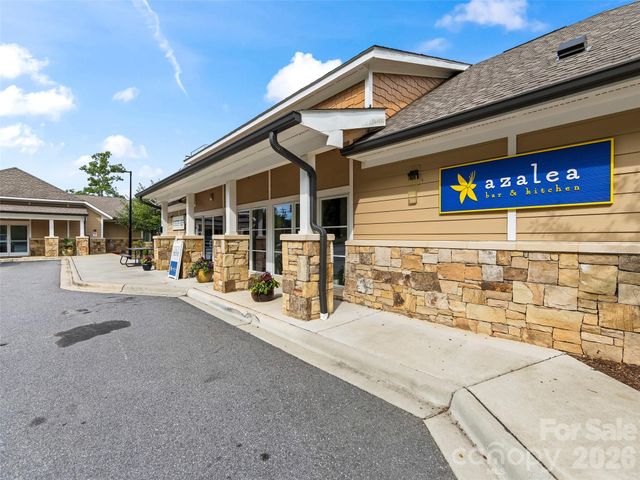 310 Bowling Park Road, Asheville, NC 28803