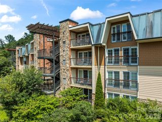 310 Bowling Park Road, Asheville, NC 28803