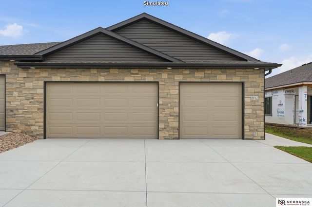 8812 S 47th Street, Lincoln, NE 68516
