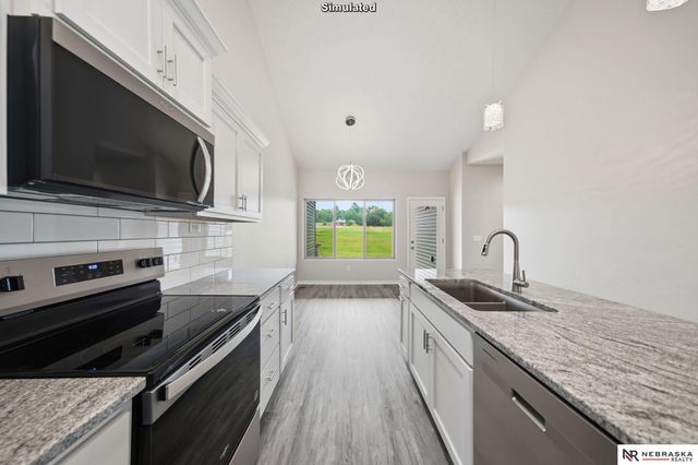 8812 S 47th Street, Lincoln, NE 68516