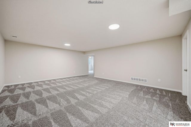 8812 S 47th Street, Lincoln, NE 68516