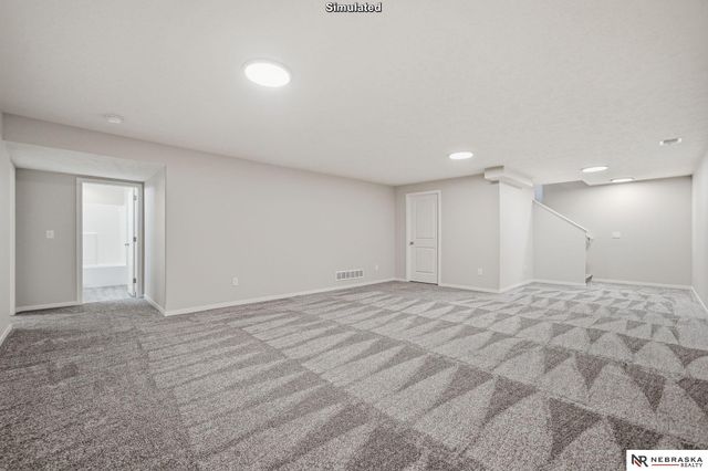 8812 S 47th Street, Lincoln, NE 68516