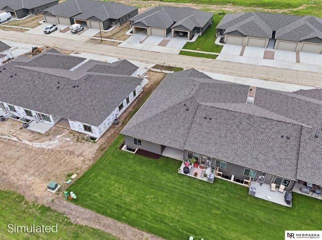 8812 S 47th Street, Lincoln, NE 68516