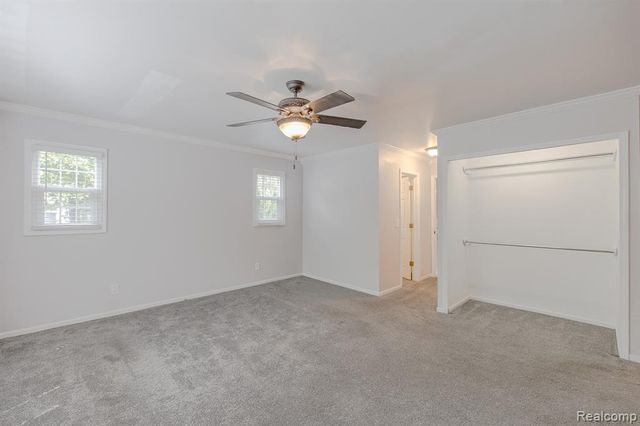 5020 Whitlow Court, Commerce Twp, MI 48382